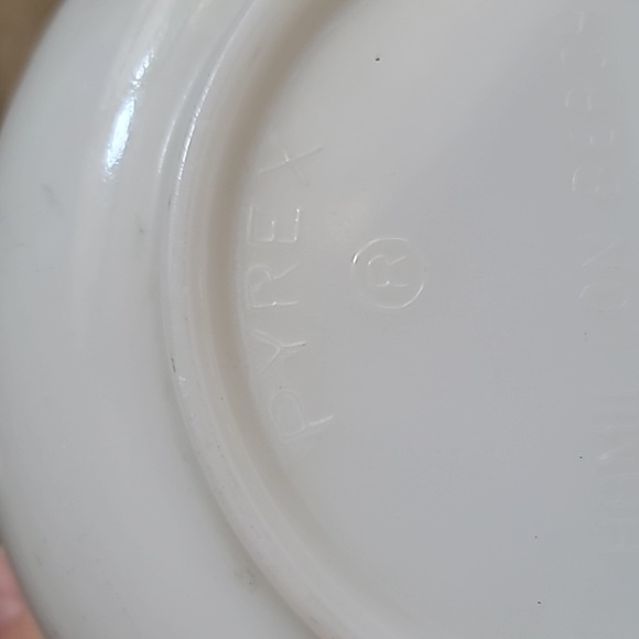 PYREX for Hamilton Beach large mixing bowl white milk glass w ribbing vtg - Picture 5 of 13